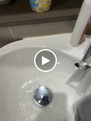 Customer video review of KoalaCloth XXL (60x40cm) β Streak-Free Cleaning With Just Water